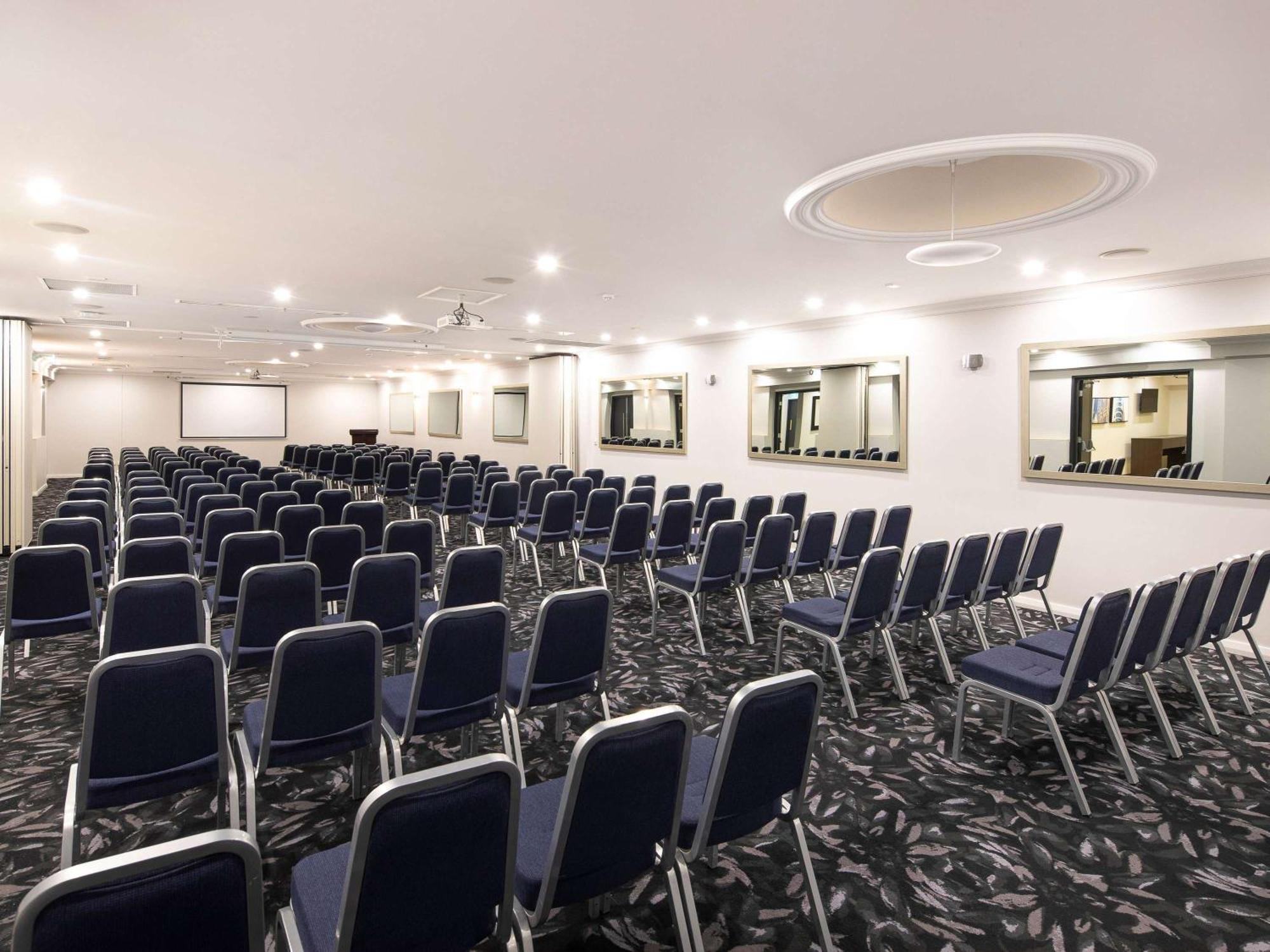 Mercure Perth On Hay Esterno foto